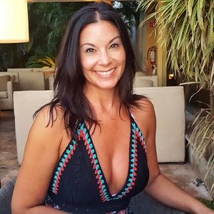 Meet your Posher, Jonell